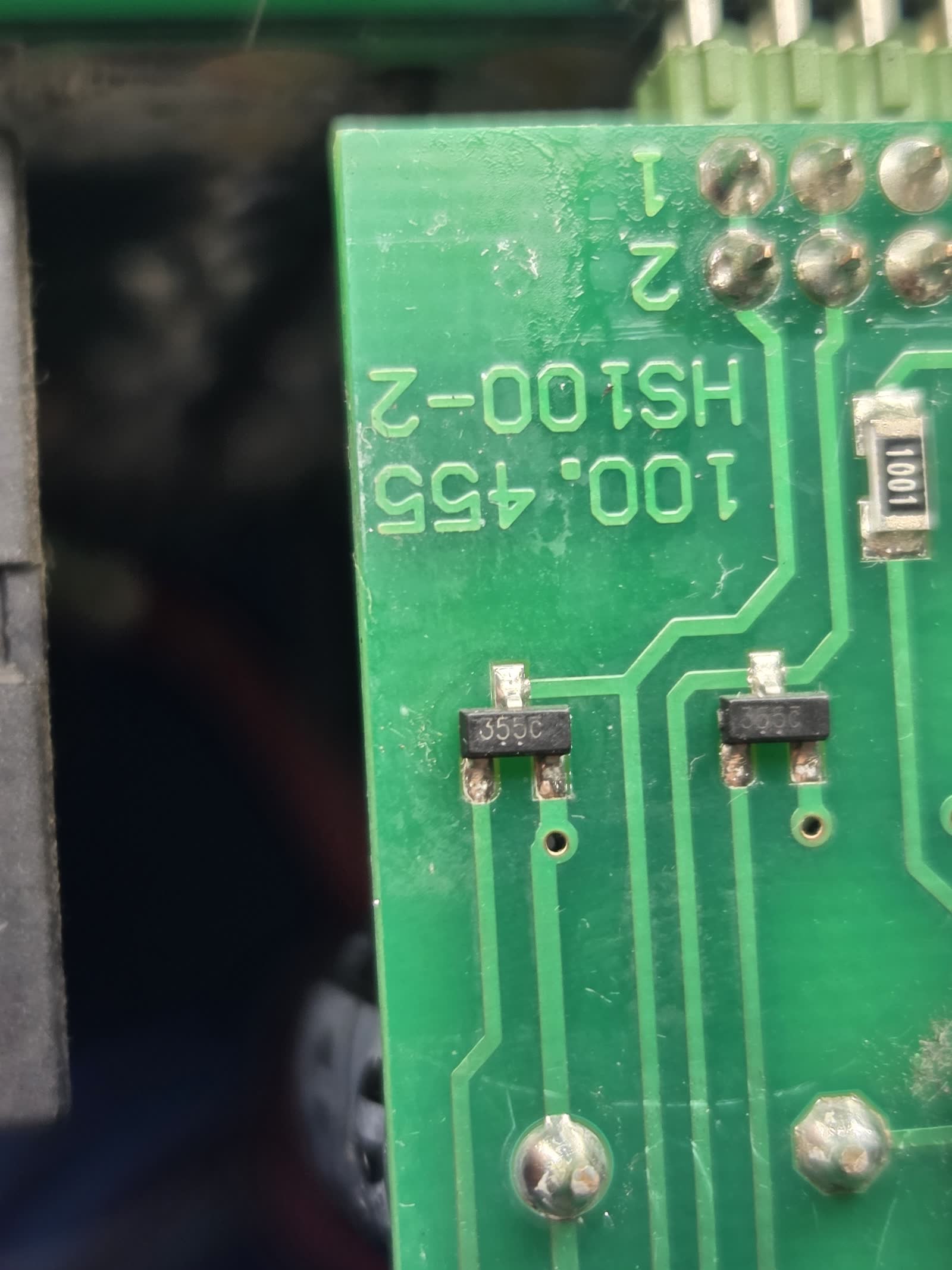 Reparación de Elektroblock EBL 99-C: conector blanco derretido y resoldadura de pistas